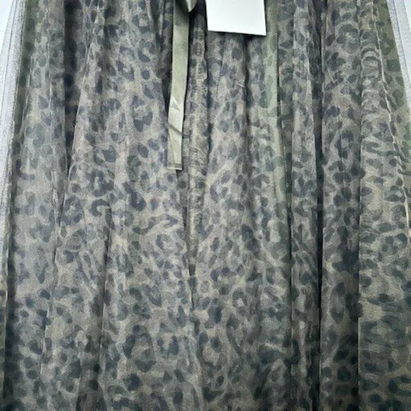 Chocklate Paris Green Leopard Tulle Skirt - (Small and Medium Sizes) - NWT - Picture 3 of 3